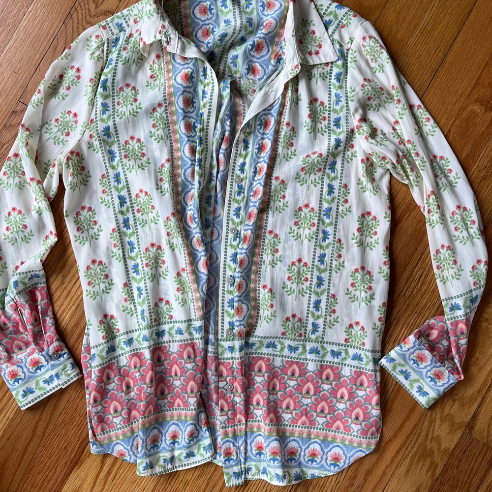 Rose & Olive White Floral Print Button-Up Blouse with Pink and Blue Accents